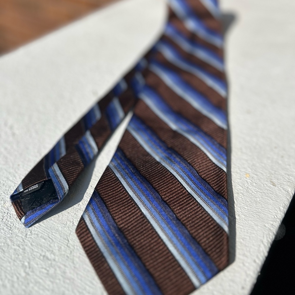 Bachrach 100% silk Chocolate and Sky Blue Striped Tie